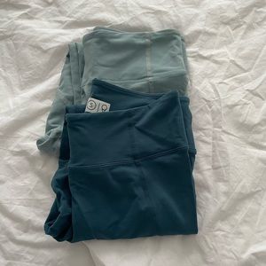 Lot of 2 outdoor voices leggings size small